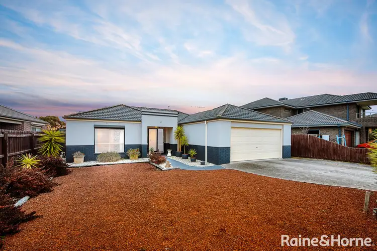 7 Charlwood Close, Lynbrook VIC 3975