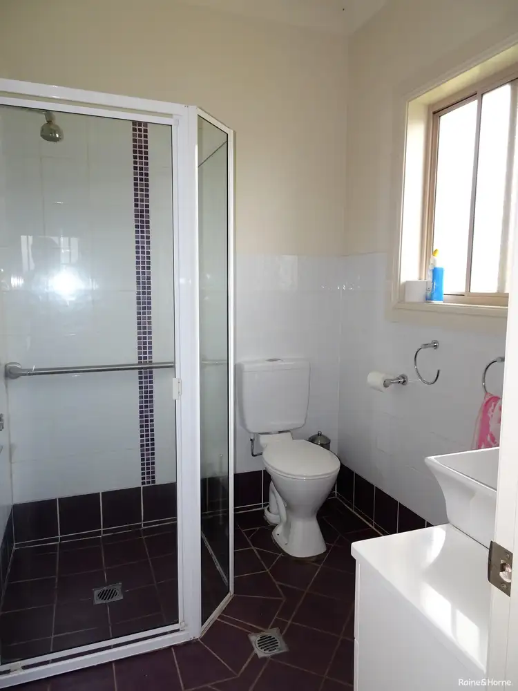 Sixth view of Homely house listing, 4 Vaucluse Place, Parkes NSW 2870