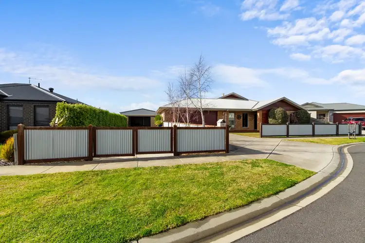 Second view of Homely house listing, 7 Armagh Court, Traralgon VIC 3844