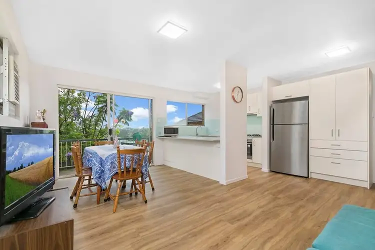 Fourth view of Homely unit listing, 2/8 Barradine Street, Greenslopes QLD 4120