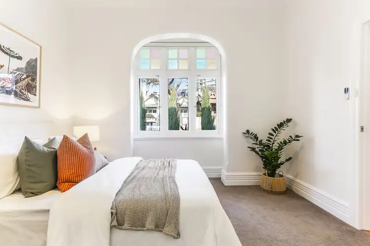 22 Hayberry Street, Crows Nest NSW 2065