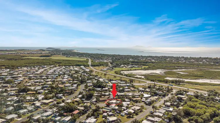 10 Scott Court, Bucasia QLD 4750