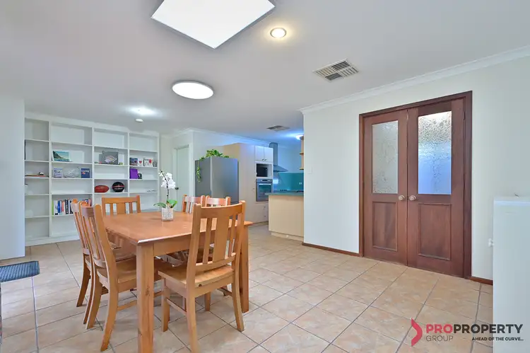 40 Laurie Street, Cloverdale WA 6105
