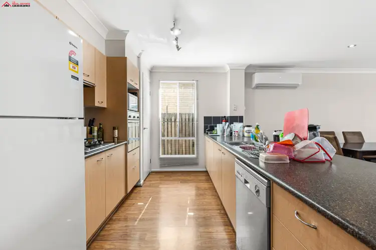 2/390 West Street, Kearneys Spring QLD 4350