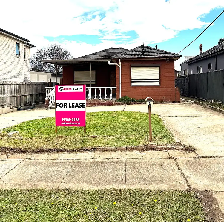 4 Osgood st, Guildford NSW 2161