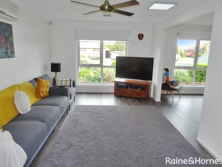 Fifth view of Homely house listing, 4 Riley Court, Keilor Downs VIC 3038