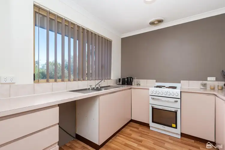 Fifth view of Homely house listing, 2/11 Stott Close, Armadale WA 6112