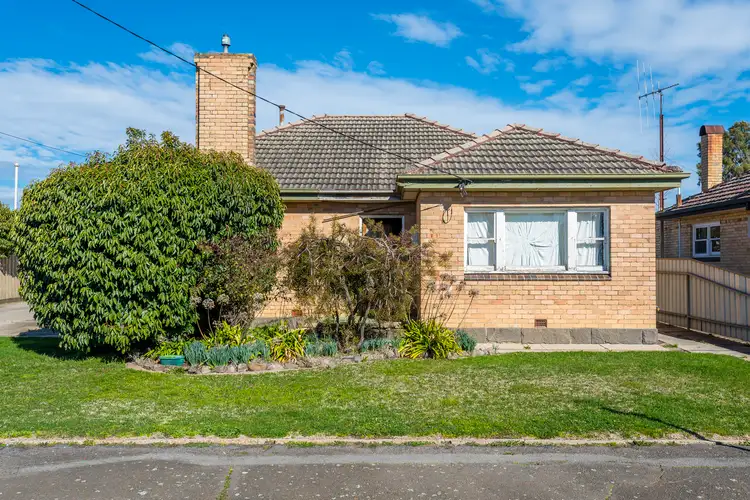 16 Lauriston Street, Kyneton VIC 3444