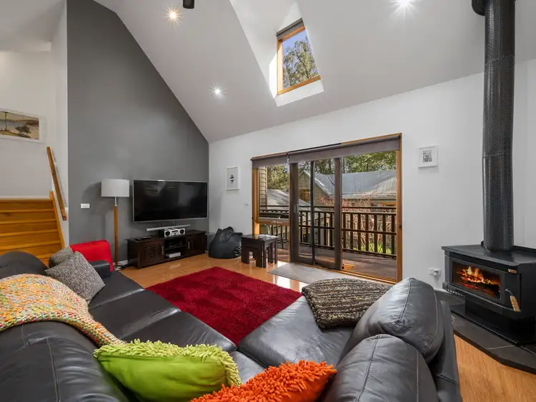 Third view of Homely house listing, 2/4 Man Court, Sawmill Settlement VIC 3723