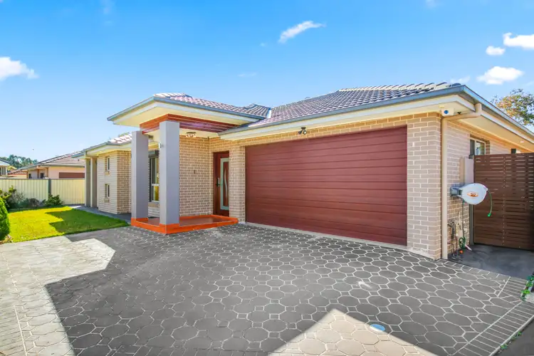 18 Firetail Grove, Plumpton NSW 2761