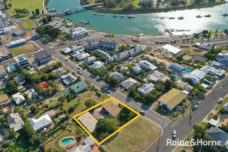 Main view of Homely block of units listing, 1-7/9 Lord Street, Gladstone Central QLD 4680