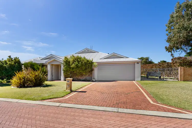 4 Esperia Close, West Busselton WA 6280