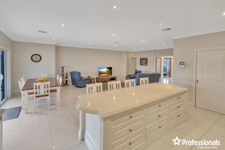 Fifth view of Homely house listing, 34 Highfield Way, Kurunjang VIC 3337