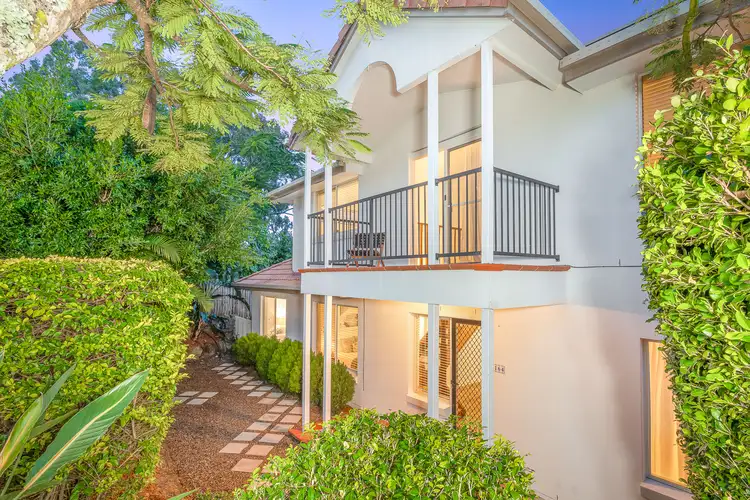 164 Sunset Road, Kenmore QLD 4069