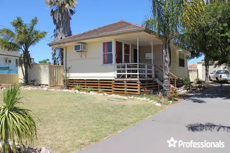 24 Diosma Street, Rangeway WA 6530