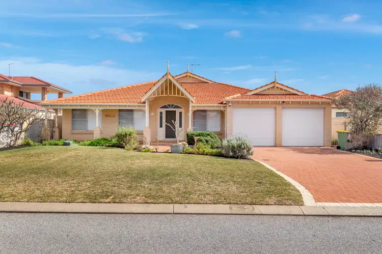 52 Ronsard Drive, San Remo WA 6210