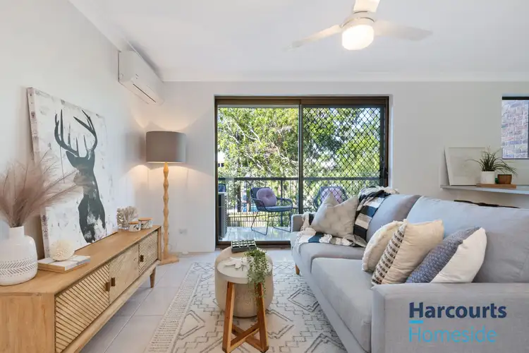 2/12 Crown Street, Holland Park West QLD 4121