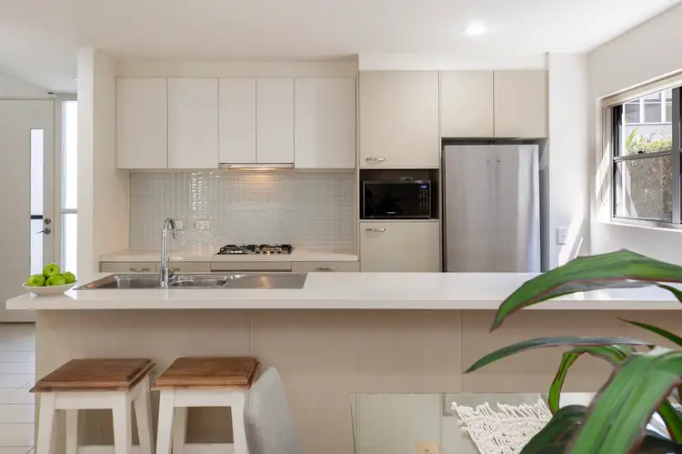 Third view of Homely townhouse listing, 19/66 Richmond Road, Morningside QLD 4170