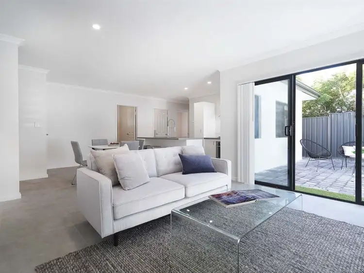 Fifth view of Homely house listing, 1/5 Arbon Way, Lockridge WA 6054