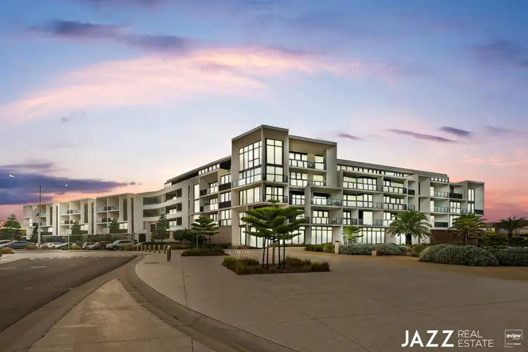 307/33 Quay Boulevard, Werribee South VIC 3030