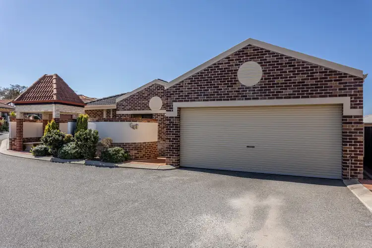 17/19 St Marks Drive, Hillarys WA 6025