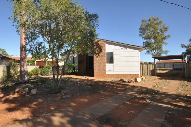 12 Wilga Crescent, Cobar NSW 2835