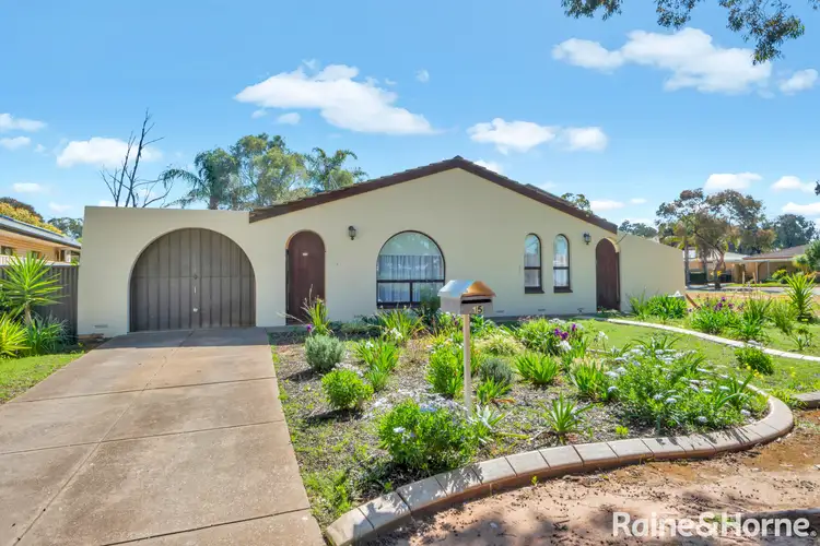 15 Norbury Drive, Salisbury Downs SA 5108