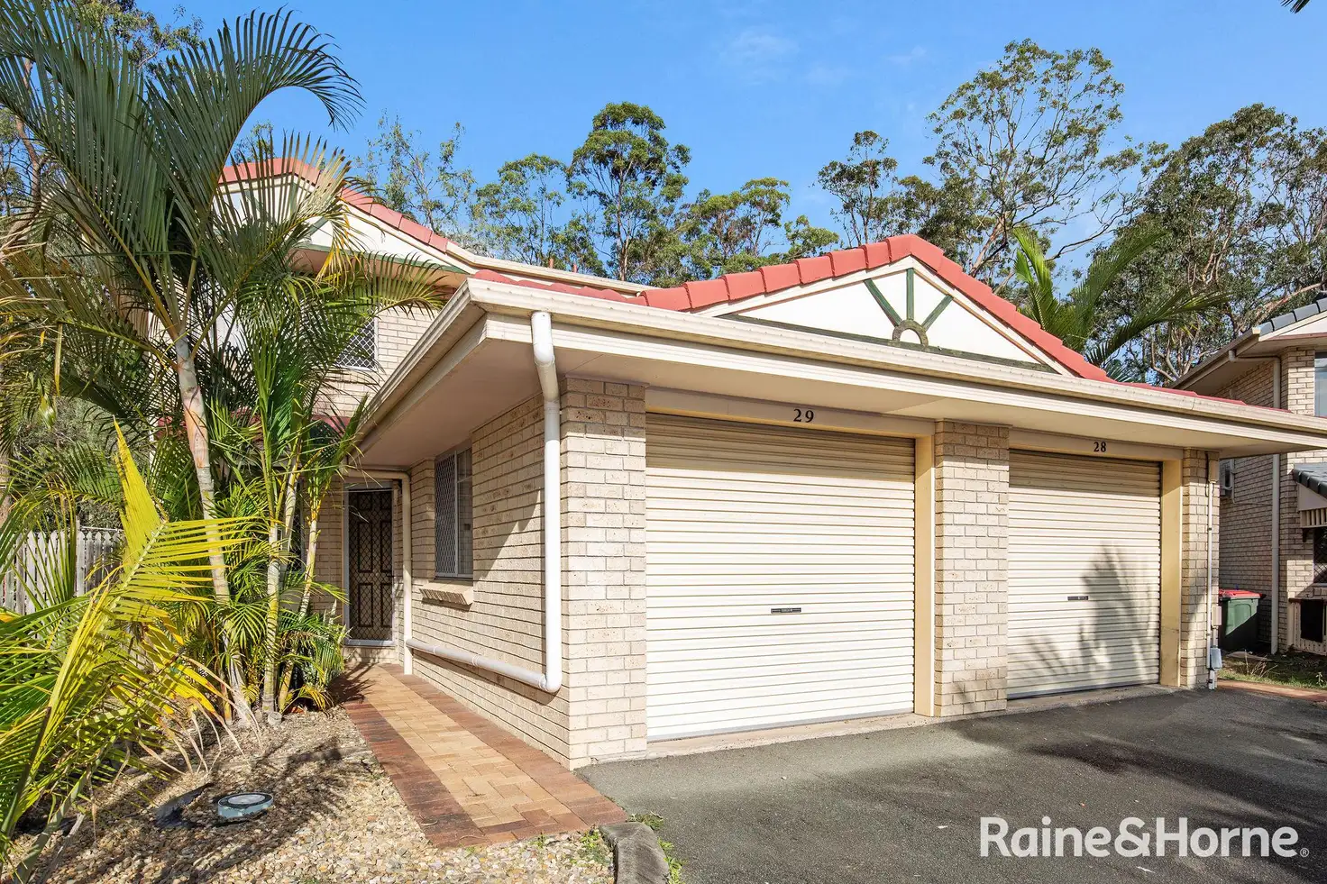 Main view of Homely townhouse listing, 29/9 Lawrence Close, Robertson QLD 4109