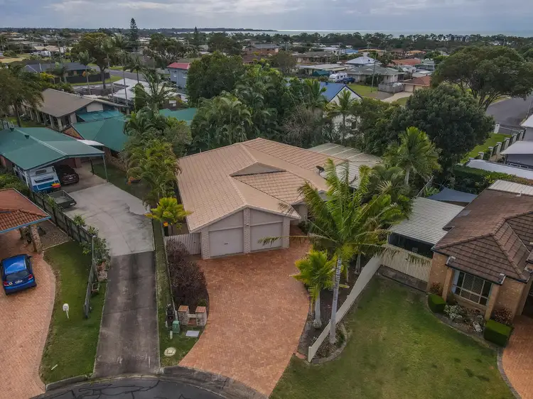7 Boleyn Place, Torquay QLD 4655