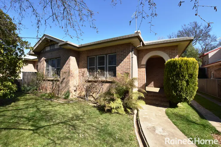 105 Lords Place, Orange NSW 2800