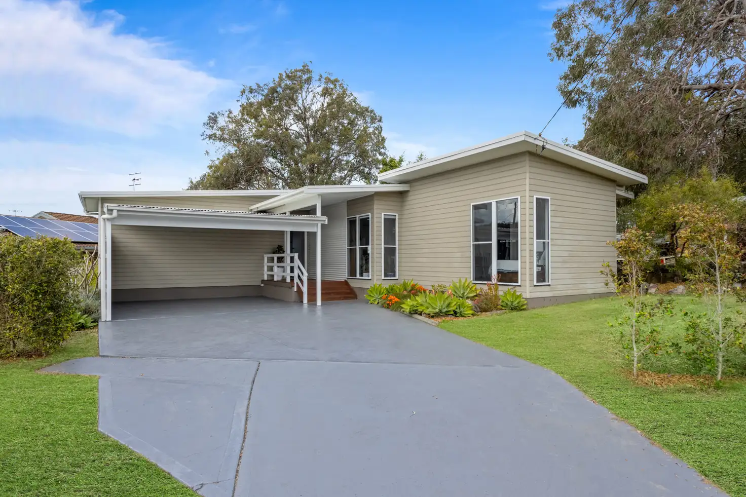 Main view of Homely house listing, 6 Kingsford Smith Drive, Berkeley Vale NSW 2261