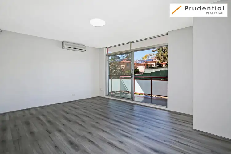 14/34 Moore St, Campbelltown NSW 2560