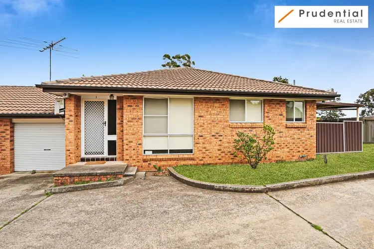 3/16 Alderney Street, Minto NSW 2566