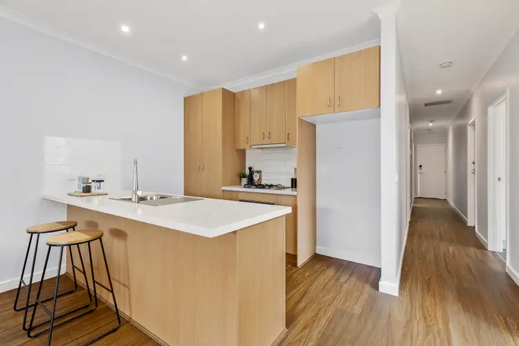 2/3b Indwe Street, West Footscray VIC 3012