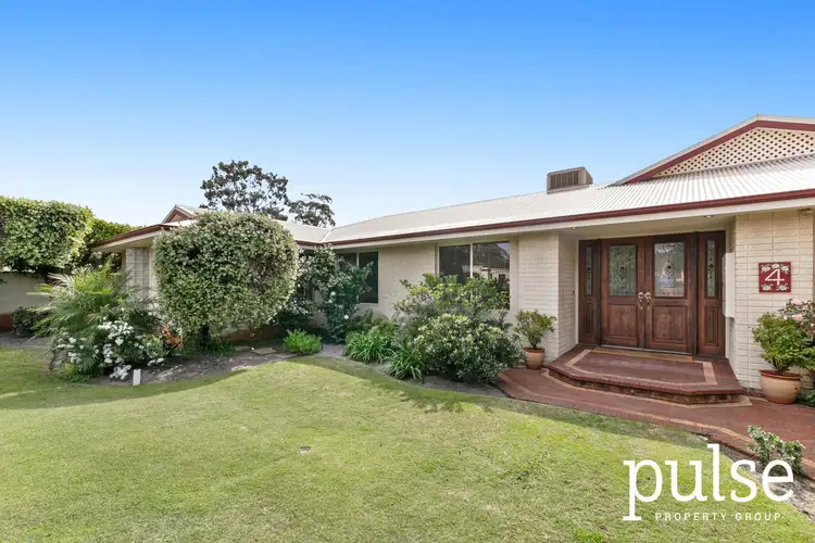 4 Passmore Street, Rossmoyne WA 6148