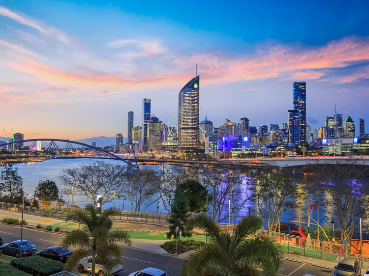 Main view of Homely unit listing, 37/10 Lower River Terrace, South Brisbane QLD 4101