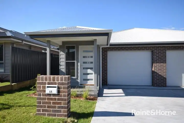 6B Halloran Street, Vincentia NSW 2540