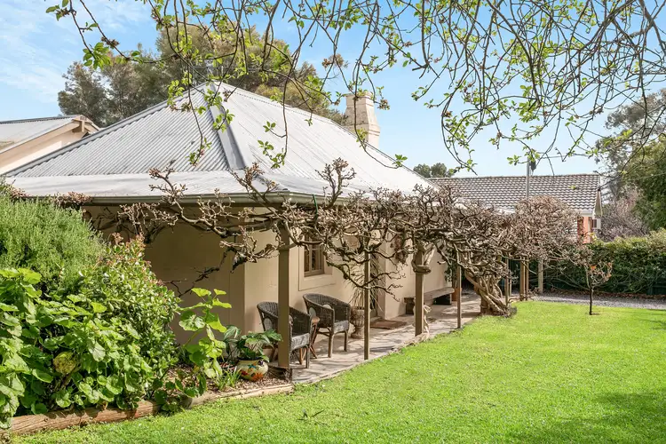 8 Saint Lukes Street, Willunga SA 5172
