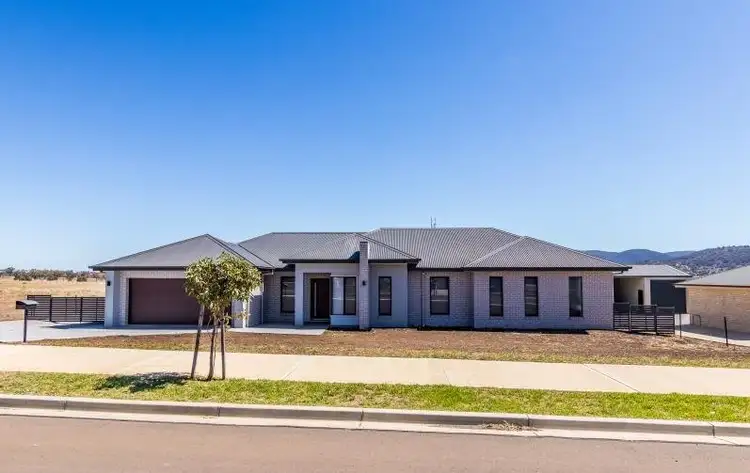 8 Glenmore Drive, Tamworth NSW 2340