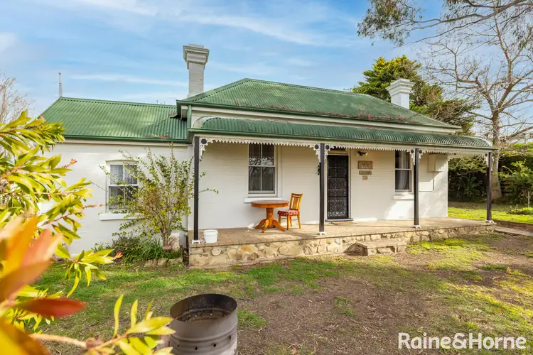 32 Beresford Street, Bathurst NSW 2795