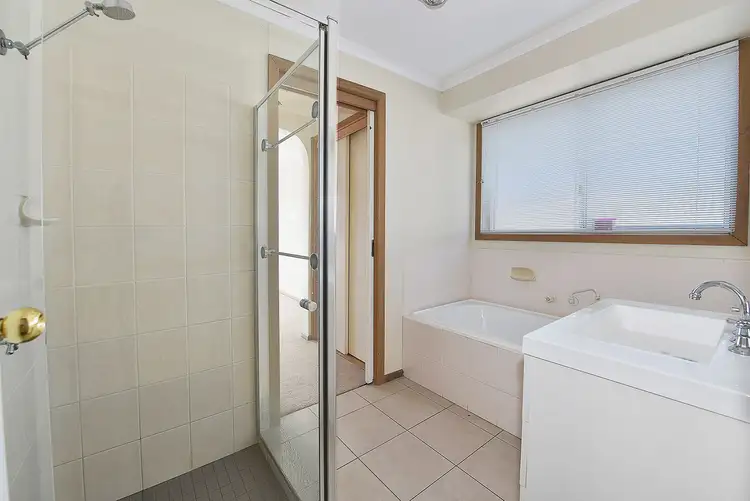 Fifth view of Homely house listing, 11 Westward Ho Drive, Sunbury VIC 3429