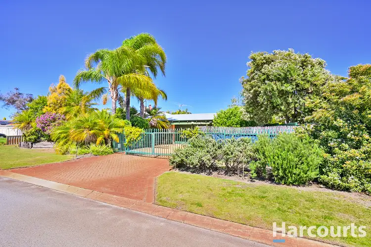 4 Larissa Court, Ballajura WA 6066