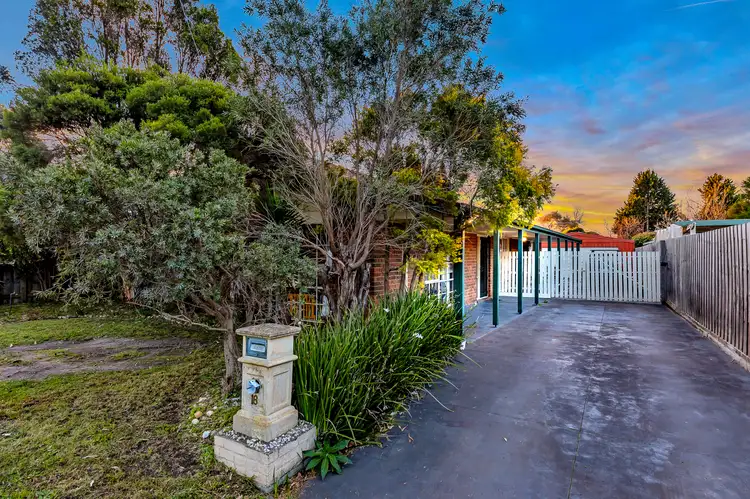 16 Conway Court, Cranbourne VIC 3977
