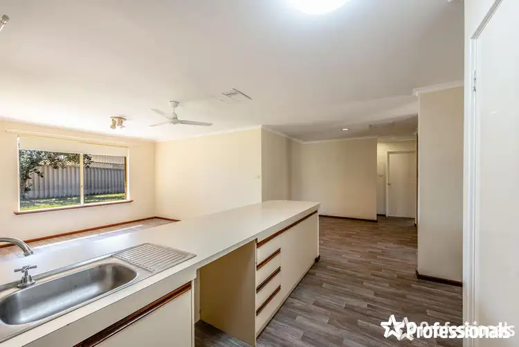 Seventh view of Homely house listing, 4 Cramer Court, Mount Tarcoola WA 6530