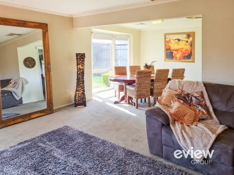 Fifth view of Homely house listing, 8 Francesca Court, Frankston VIC 3199