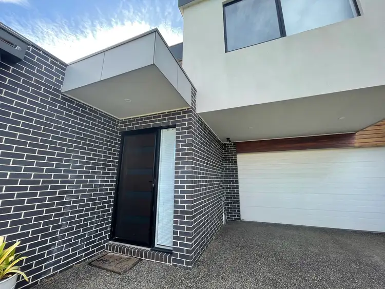 Second view of Homely townhouse listing, 2/9 Weeroona Street, Rye VIC 3941