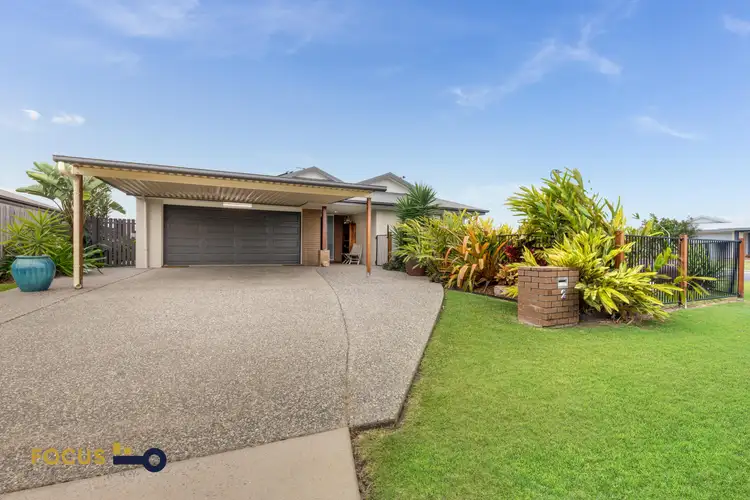2 Halifax Place, Rural View QLD 4740