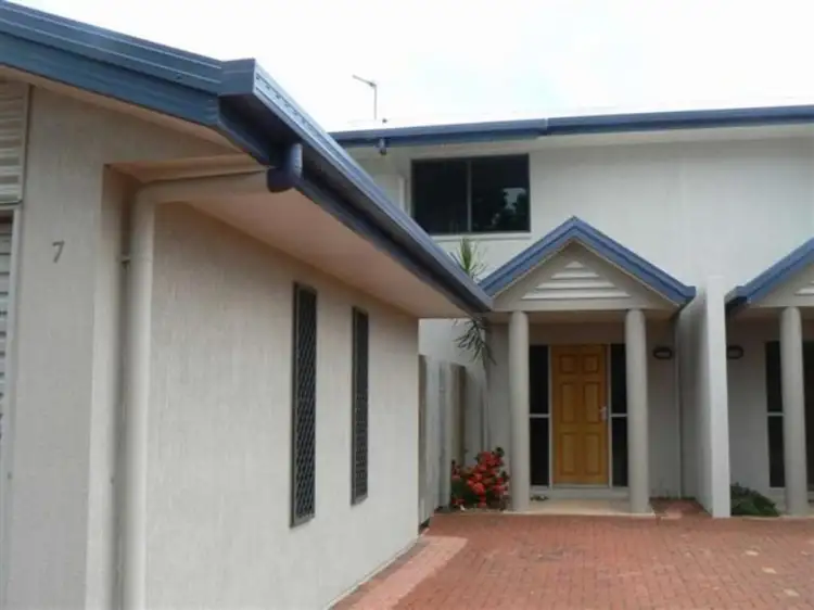 13/30 East Street
