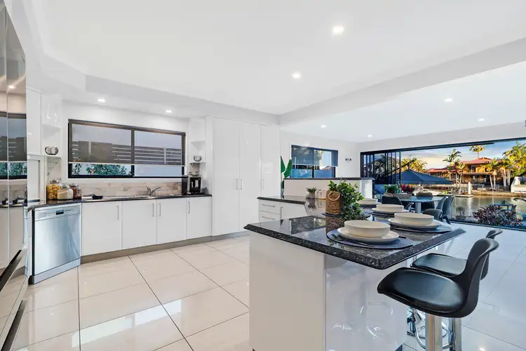 Sixth view of Homely house listing, 4 Downwind Court, Birkdale QLD 4159