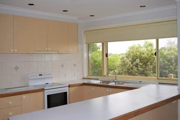 Fifth view of Homely house listing, 2 OFFICER COURT, Sunbury VIC 3429